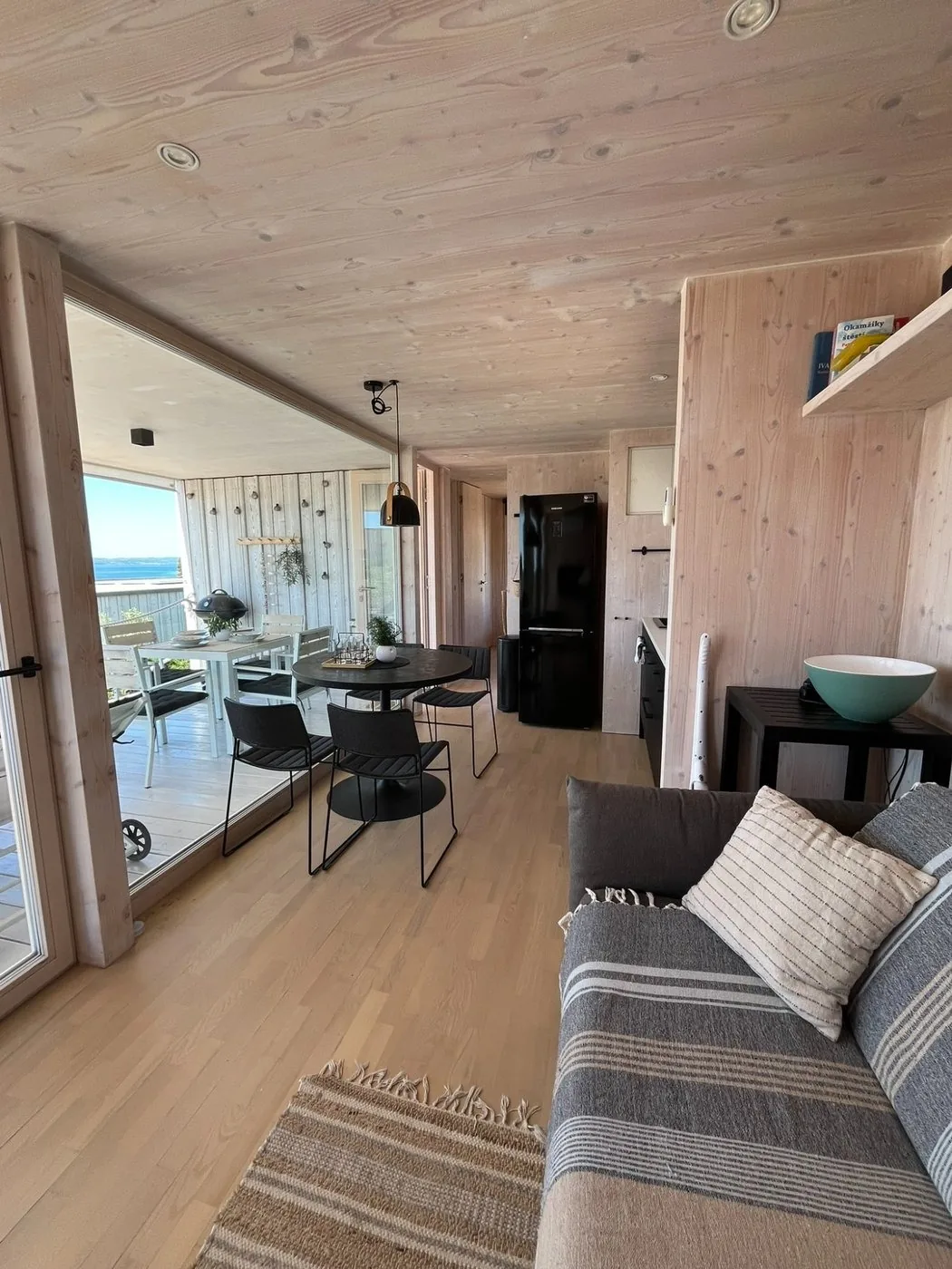 Ložnicový prostor Buqez Beach Vila 8, Drage